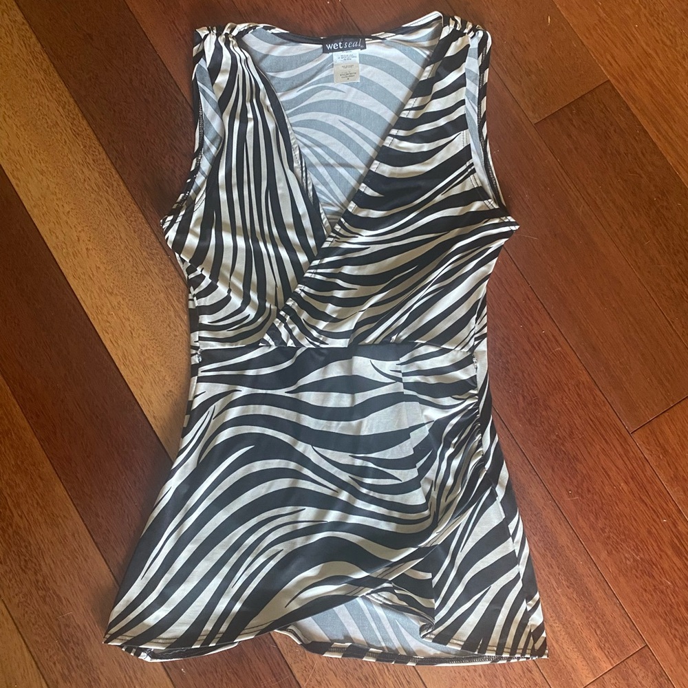 vintage wet seal zebra print wrap top